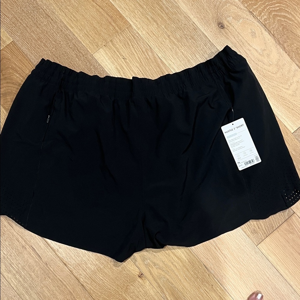 Athleta NWT hustle 3” short size 3x - Picture 2 of 8